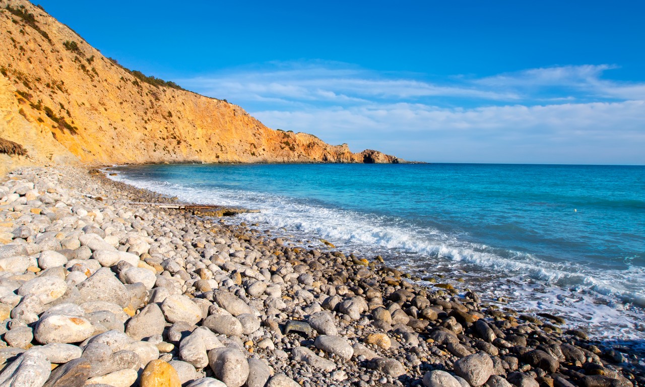 Cala Jondal: jetsetters & bubbels.